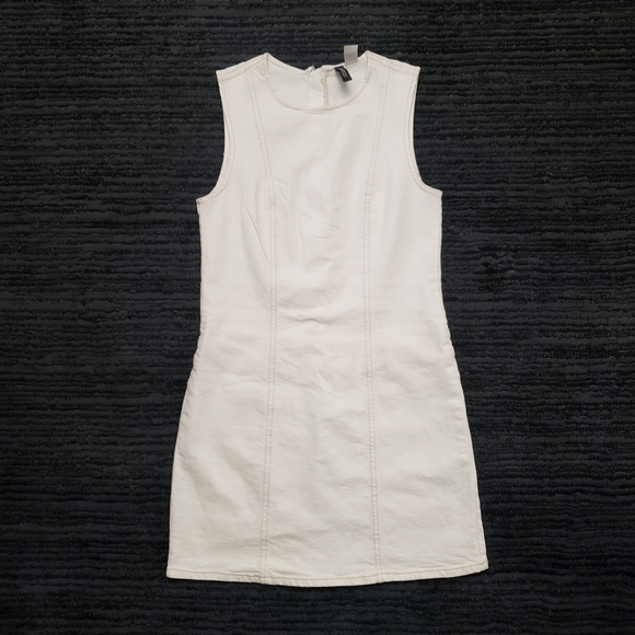 H&M Size XS Off White/Cream Twill Denim Sleevess Back Zip A-Line Mini Dress - Picture 1 of 6